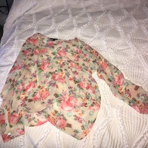 Floral top